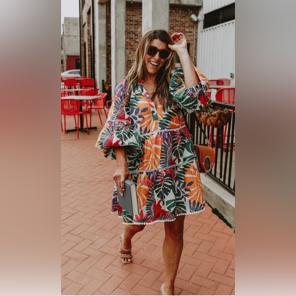 Farm Rio Off White Macaw Puff Sleeve Dress Medium